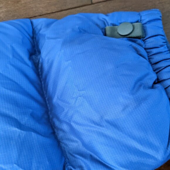 The North Face women's nuptse 700 down filled jacket in size large - Picture 10 of 16